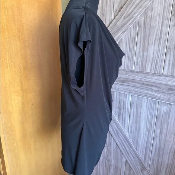 New York & Company Black Stretch top - Picture 2 of 6